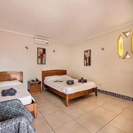 Casa Amendoeiras Willa
