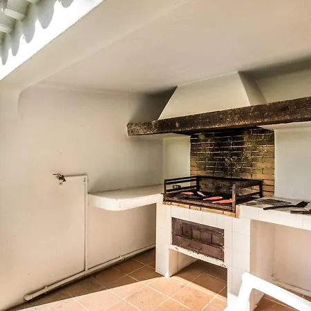 Casa Amendoeiras Willa *